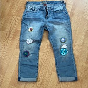 Handmade crochet patch capris!